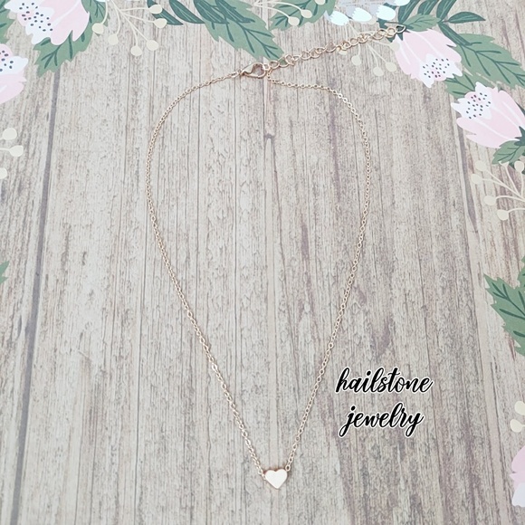 ❤️ 3/$30 Dainty Heart Necklace - Picture 5 of 7